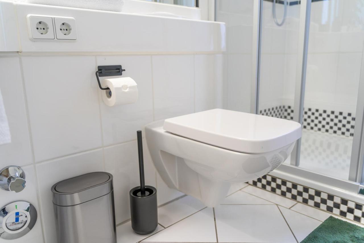 Rr - Cozy Apartment - Parking - Kitchen - Wifi Магдебург Екстериор снимка